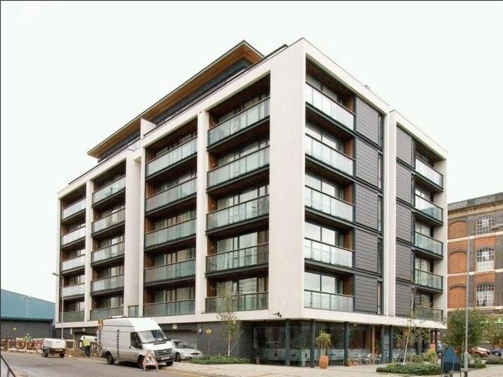 2Bed Stratford Apt With Easy Access To Central London, O2, Excel, Parking Nearby Экстерьер фото
