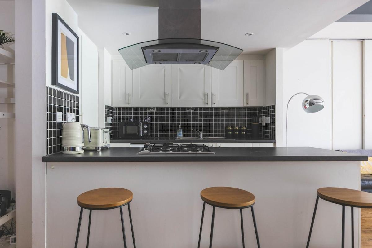 2Bed Stratford Apt With Easy Access To Central London, O2, Excel, Parking Nearby Экстерьер фото