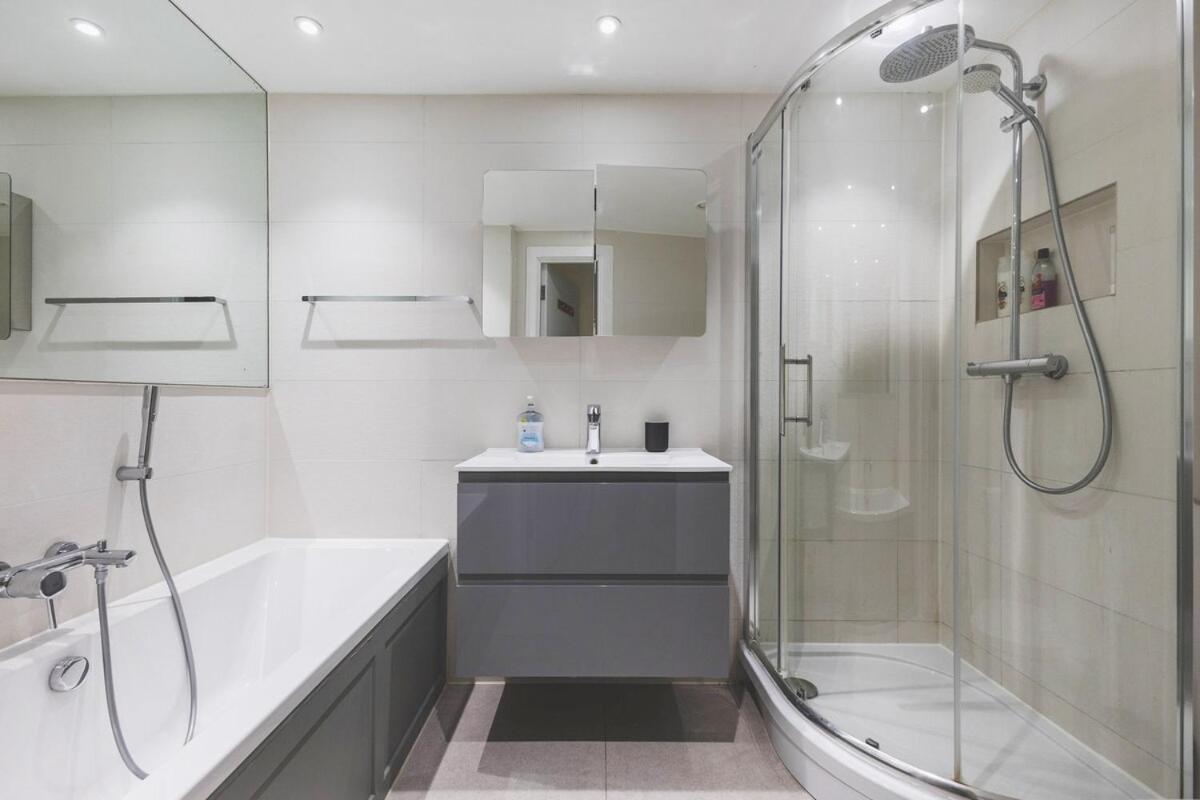 2Bed Stratford Apt With Easy Access To Central London, O2, Excel, Parking Nearby Экстерьер фото