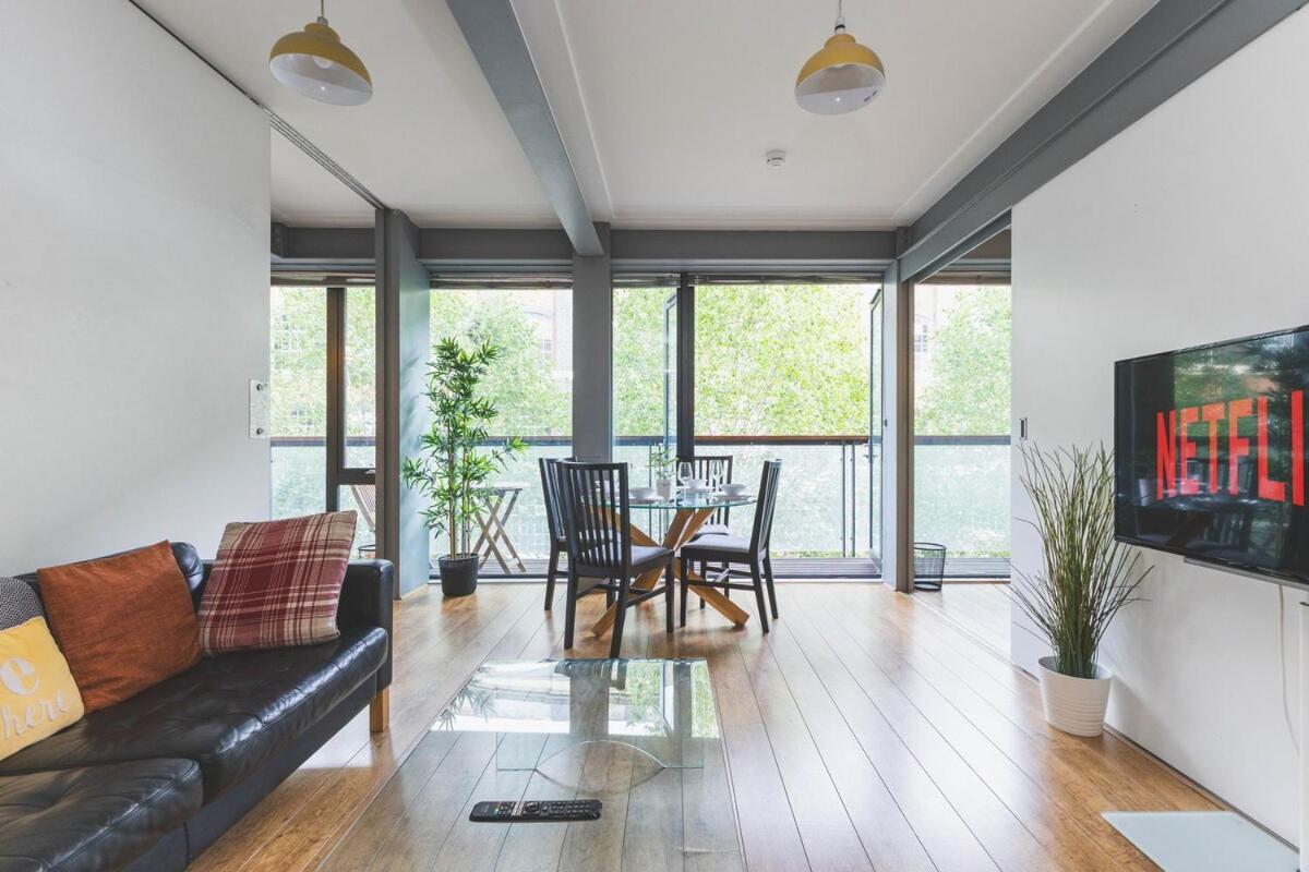 2Bed Stratford Apt With Easy Access To Central London, O2, Excel, Parking Nearby Экстерьер фото